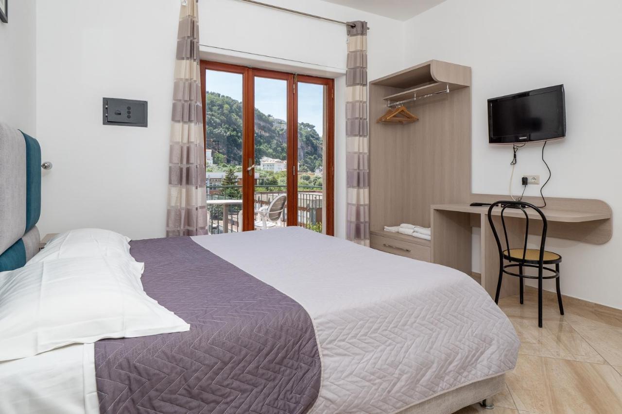 Parsano Suite - De Vivo Realty Sorrento Exteriér fotografie